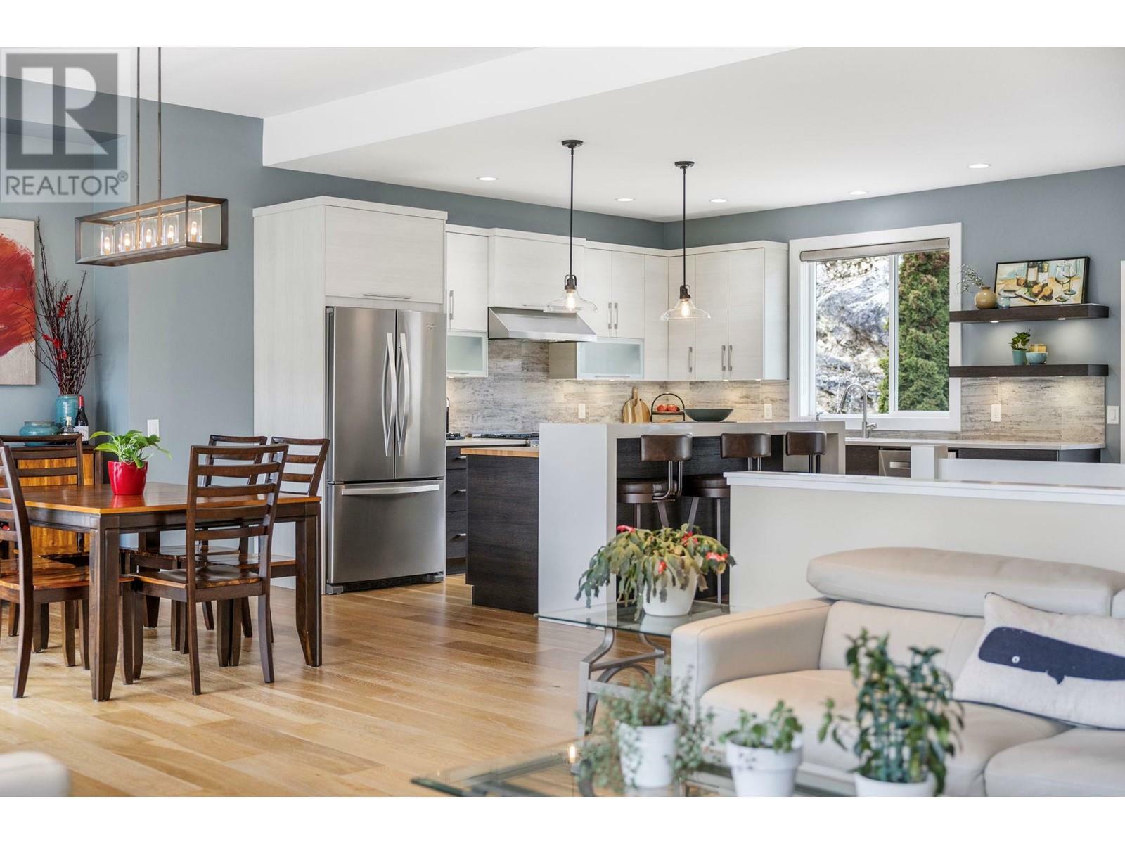 KELOWNA, British Columbia, V1P 1T1, CA, 4 Bedrooms Bedrooms, ,3 BathroomsBathrooms,Residential,For Sale,1837961