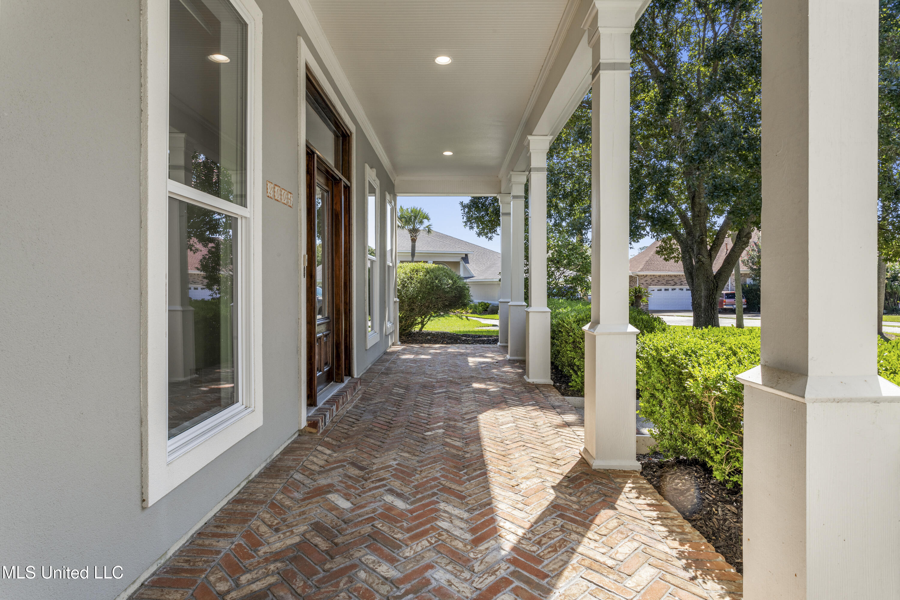 Biloxi, Mississippi, 39531, United States, 4 Bedrooms Bedrooms, ,3 BathroomsBathrooms,Residential,For Sale,1908803