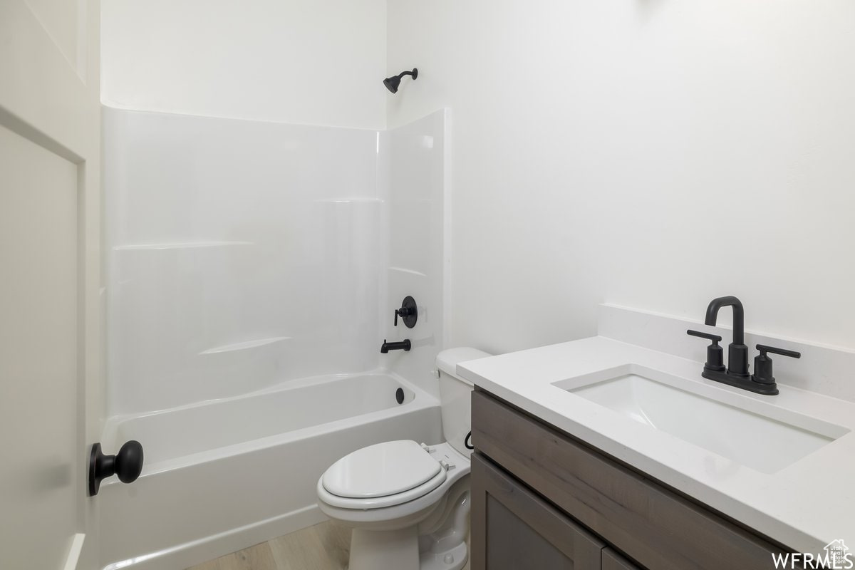 Hyrum, Utah, 84319, United States, 3 Bedrooms Bedrooms, ,2 BathroomsBathrooms,Residential,For Sale,1929155