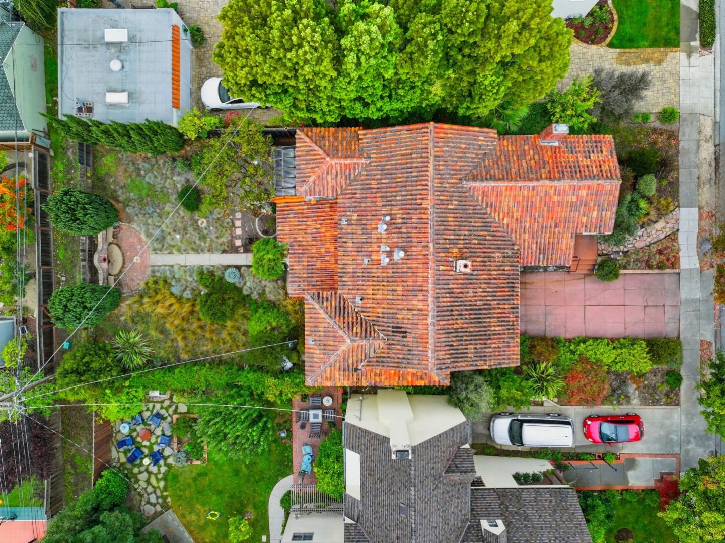 Burlingame, California, 94010, United States, 2 Bedrooms Bedrooms, ,2 BathroomsBathrooms,Residential,For Sale,1987615