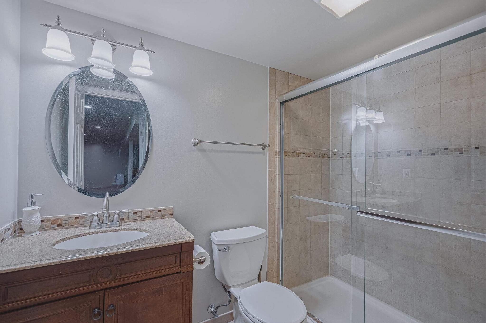  6804 Dean Drive, Mclean, VA, 22101 - 物件實景
