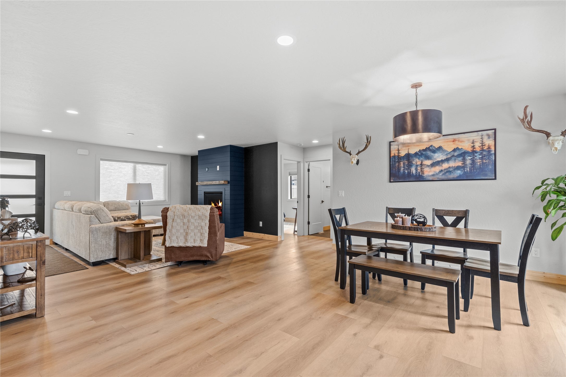 Kalispell, Montana, 59901, United States, 3 Bedrooms Bedrooms, ,2 BathroomsBathrooms,Residential,For Sale,1999069