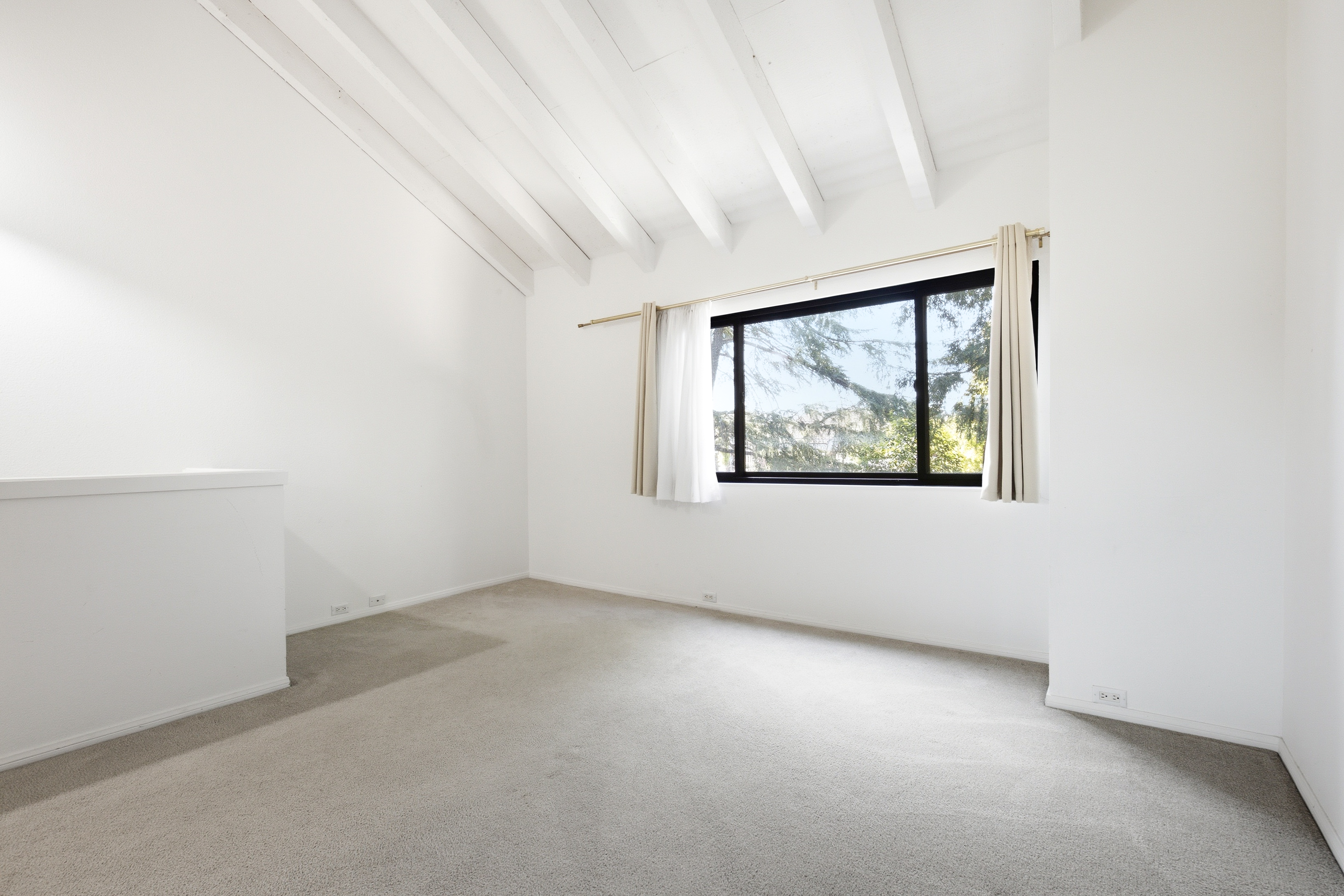  536 Woodside Oaks, Sacramento, CA, 95825 - 物件實景