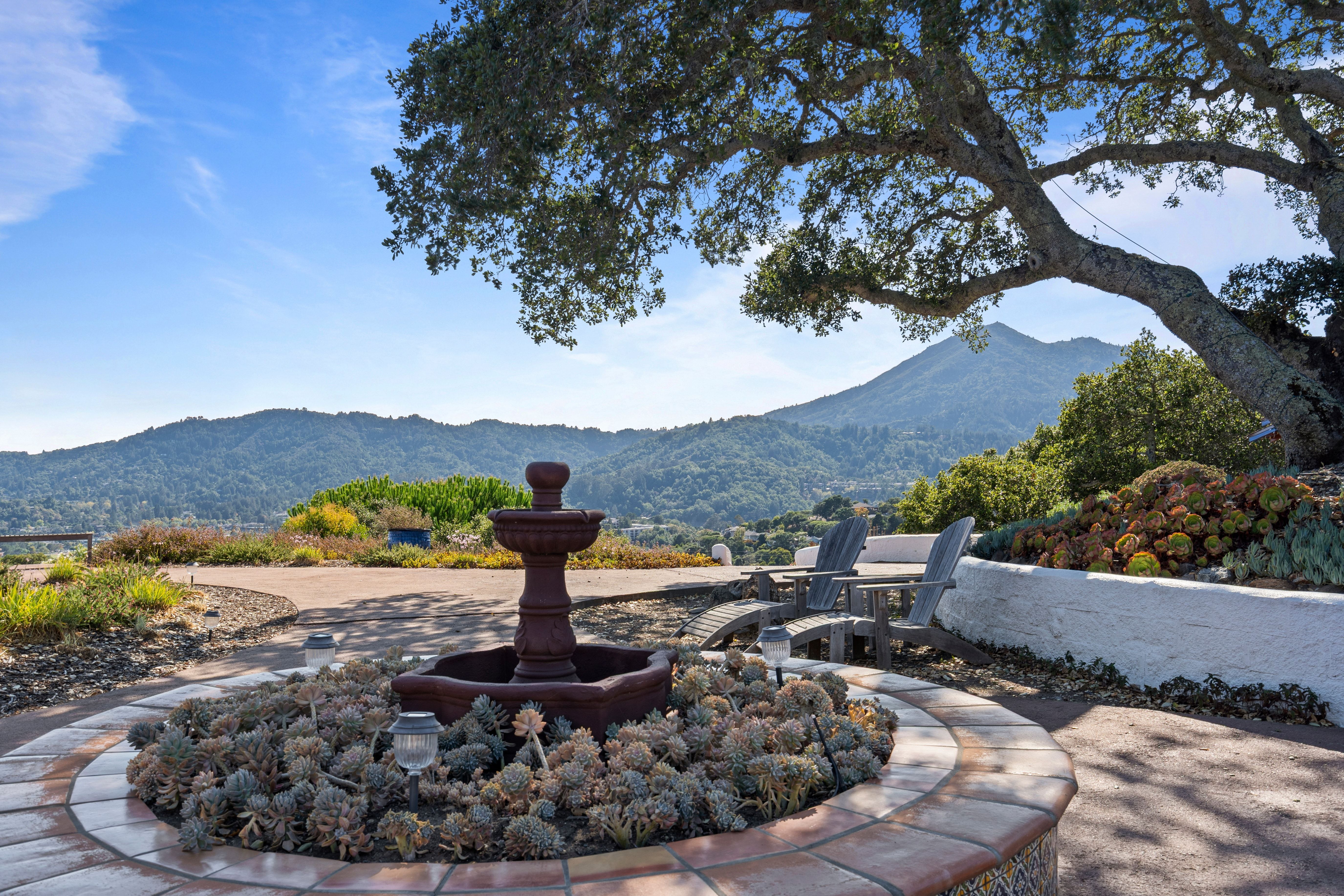  Artisan Hacienda-Style Home with Sweeping Bay to Tam Views - 物件實景