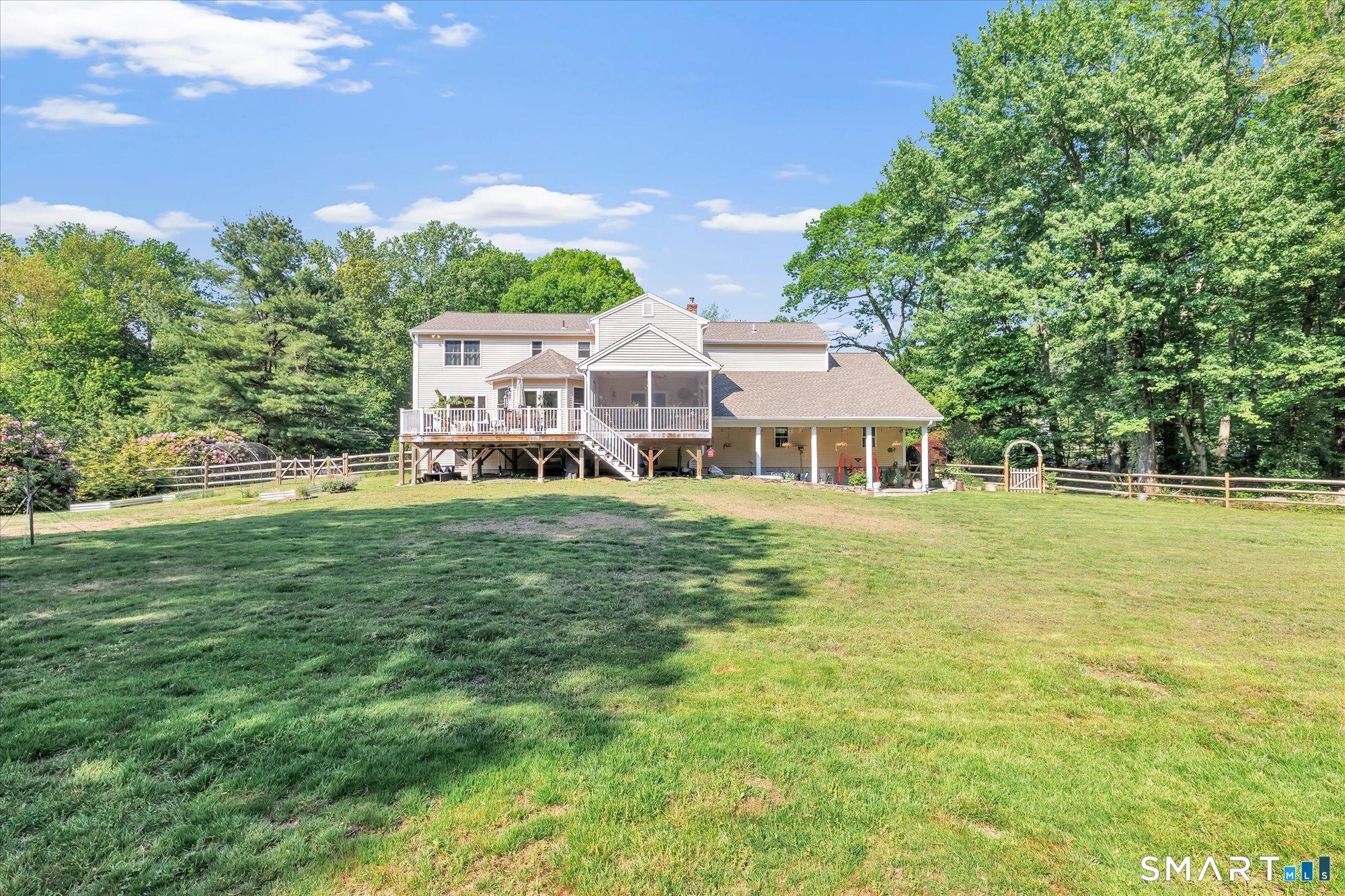 Shelton, Connecticut, 06484, United States, 4 Bedrooms Bedrooms, ,4 BathroomsBathrooms,Residential,For Sale,2049077