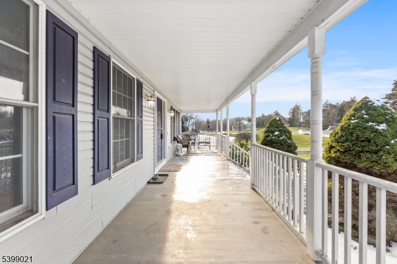 Lafayette Twp., New Jersey, 07848, United States, 5 Bedrooms Bedrooms, ,4 BathroomsBathrooms,Residential,For Sale,2003024