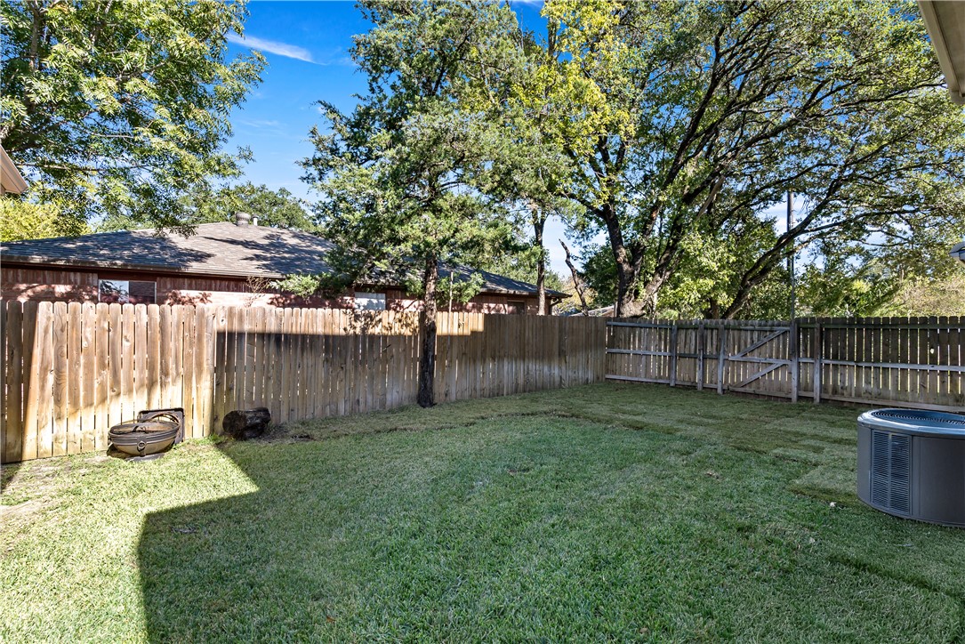 College Station, Texas, 77840, United States, 6 Bedrooms Bedrooms, ,7 BathroomsBathrooms,Residential,For Sale,1989222