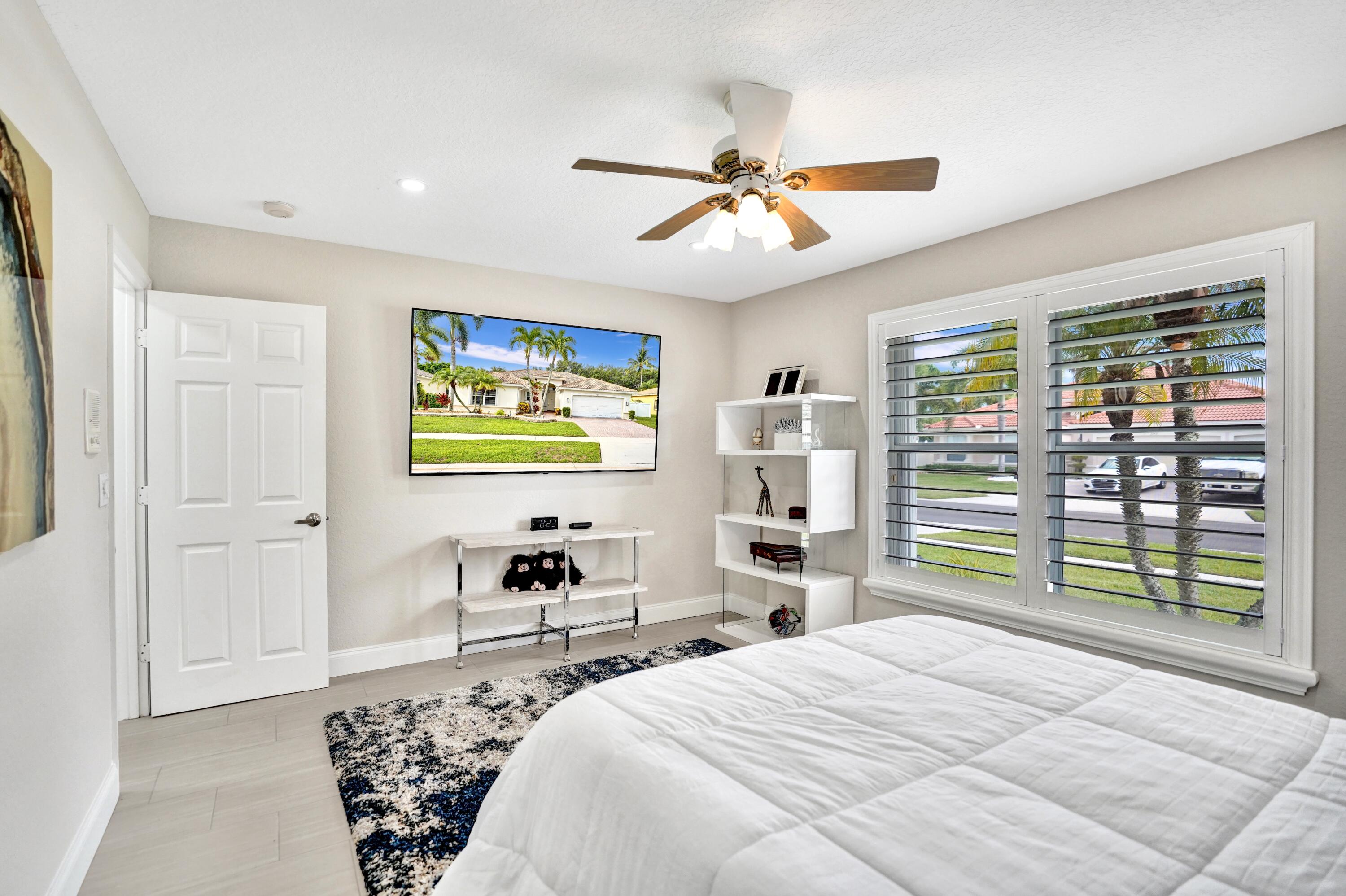 Lake Worth, Florida, 33463, United States, 3 Bedrooms Bedrooms, ,3 BathroomsBathrooms,Residential,For Sale,1905874