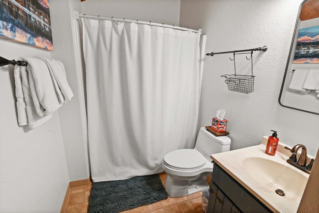 Whitefish, Montana, 59937, United States, 3 Bedrooms Bedrooms, ,2 BathroomsBathrooms,Residential,For Sale,1989958