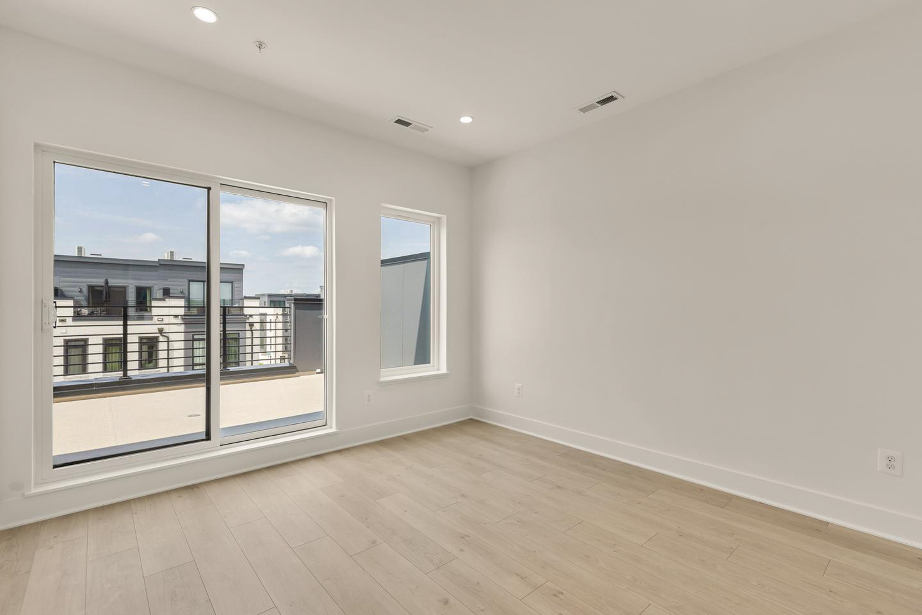  2615 Olmsted Court NW, Washington, DC, 20001 - 物件實景