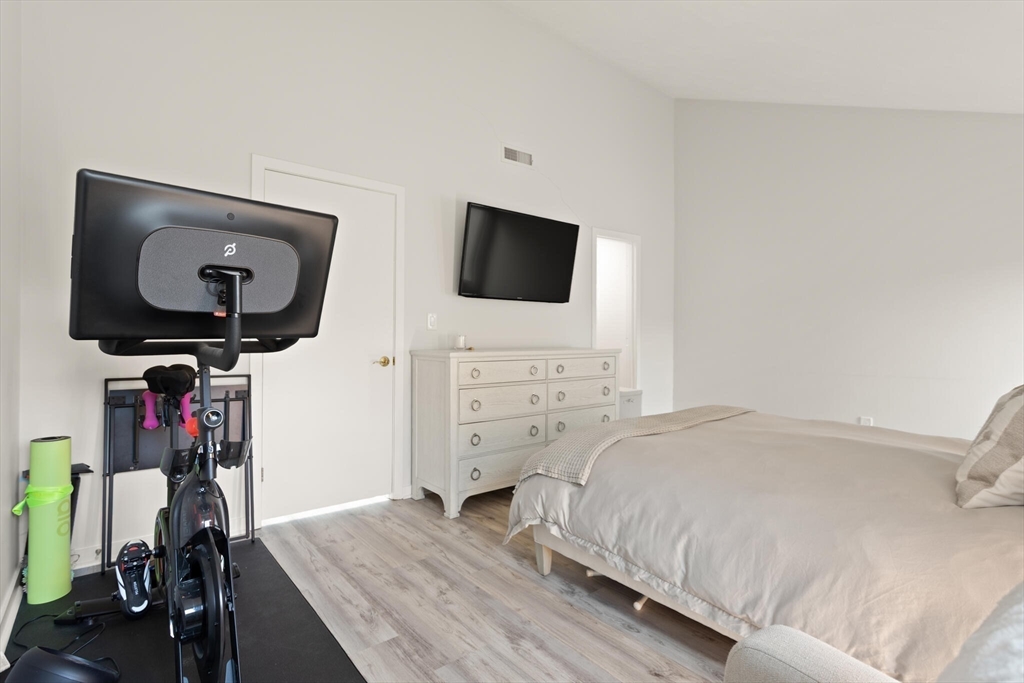 North Andover, Massachusetts, 01845, United States, 2 Bedrooms Bedrooms, ,2 BathroomsBathrooms,Residential,For Sale,1856023