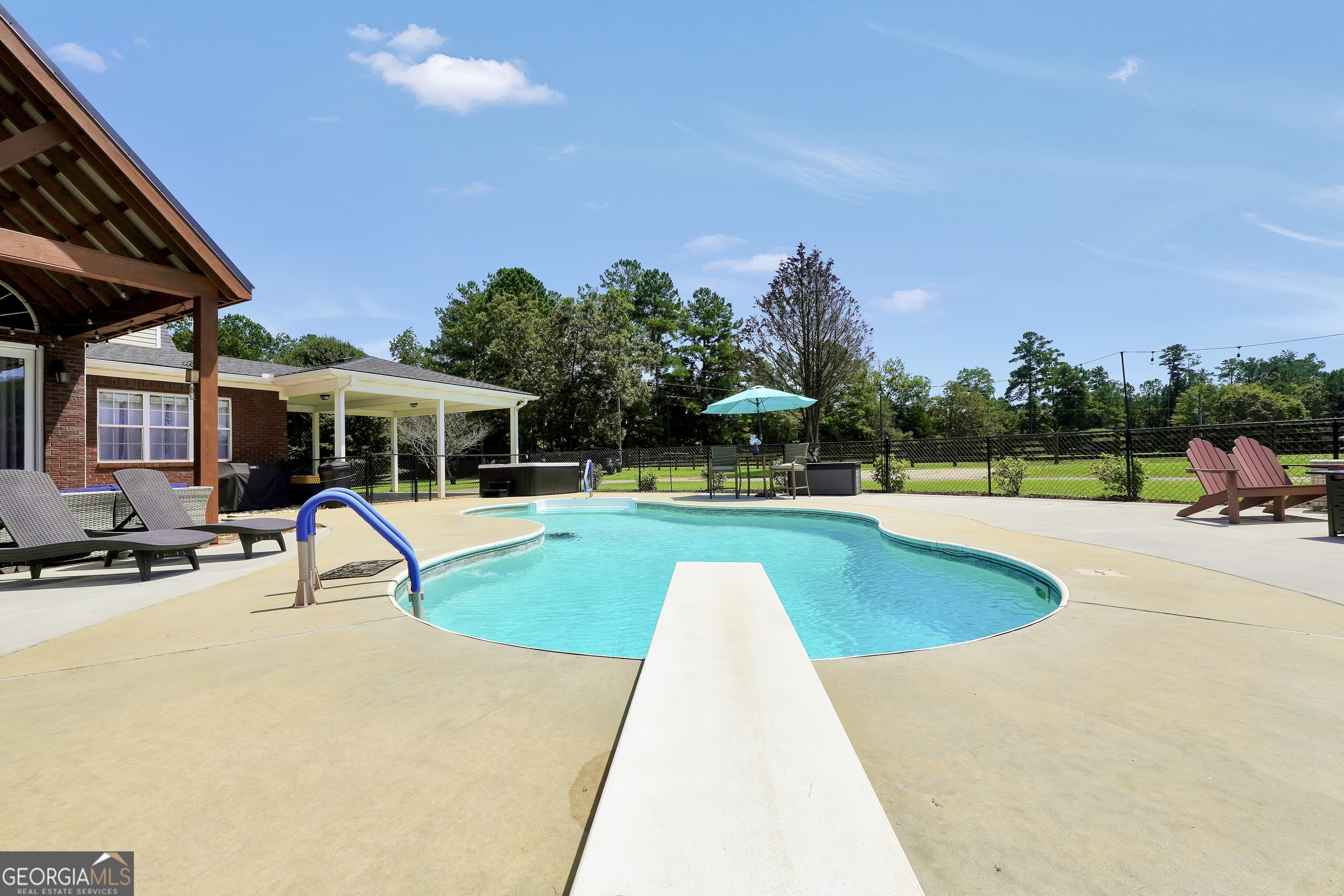 Jenkinsburg, Georgia, 30234, United States, 5 Bedrooms Bedrooms, ,4 BathroomsBathrooms,Residential,For Sale,1928448