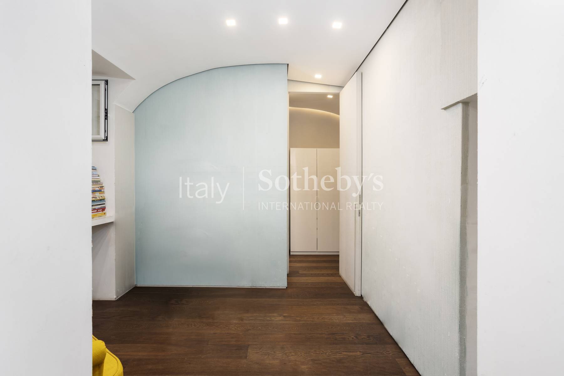  Elegant apartment with private garden - 物件實景
