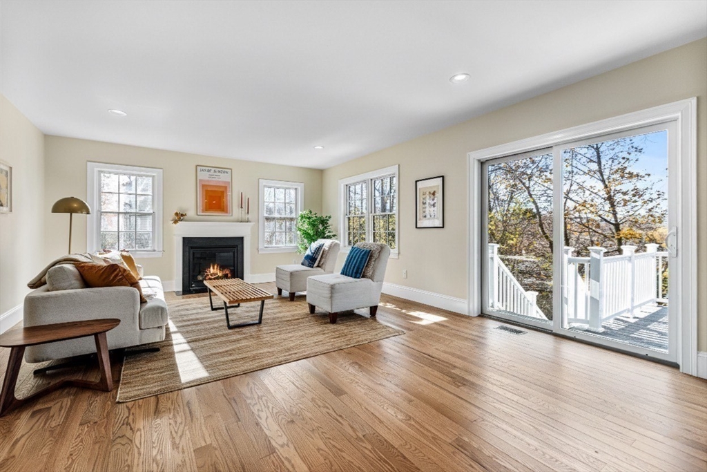 Braintree, Massachusetts, 02184, United States, 4 Bedrooms Bedrooms, ,3 BathroomsBathrooms,Residential,For Sale,2001189