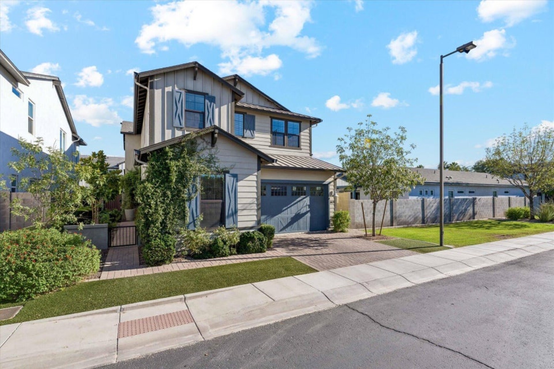  3829 E Crittenden Lane, Phoenix, AZ 85018 - 物件實景