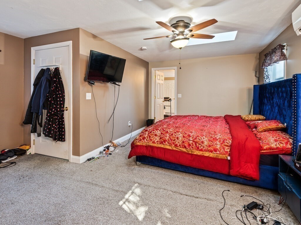 Gardner, Massachusetts, 01440, United States, 5 Bedrooms Bedrooms, ,3 BathroomsBathrooms,Residential,For Sale,1966548