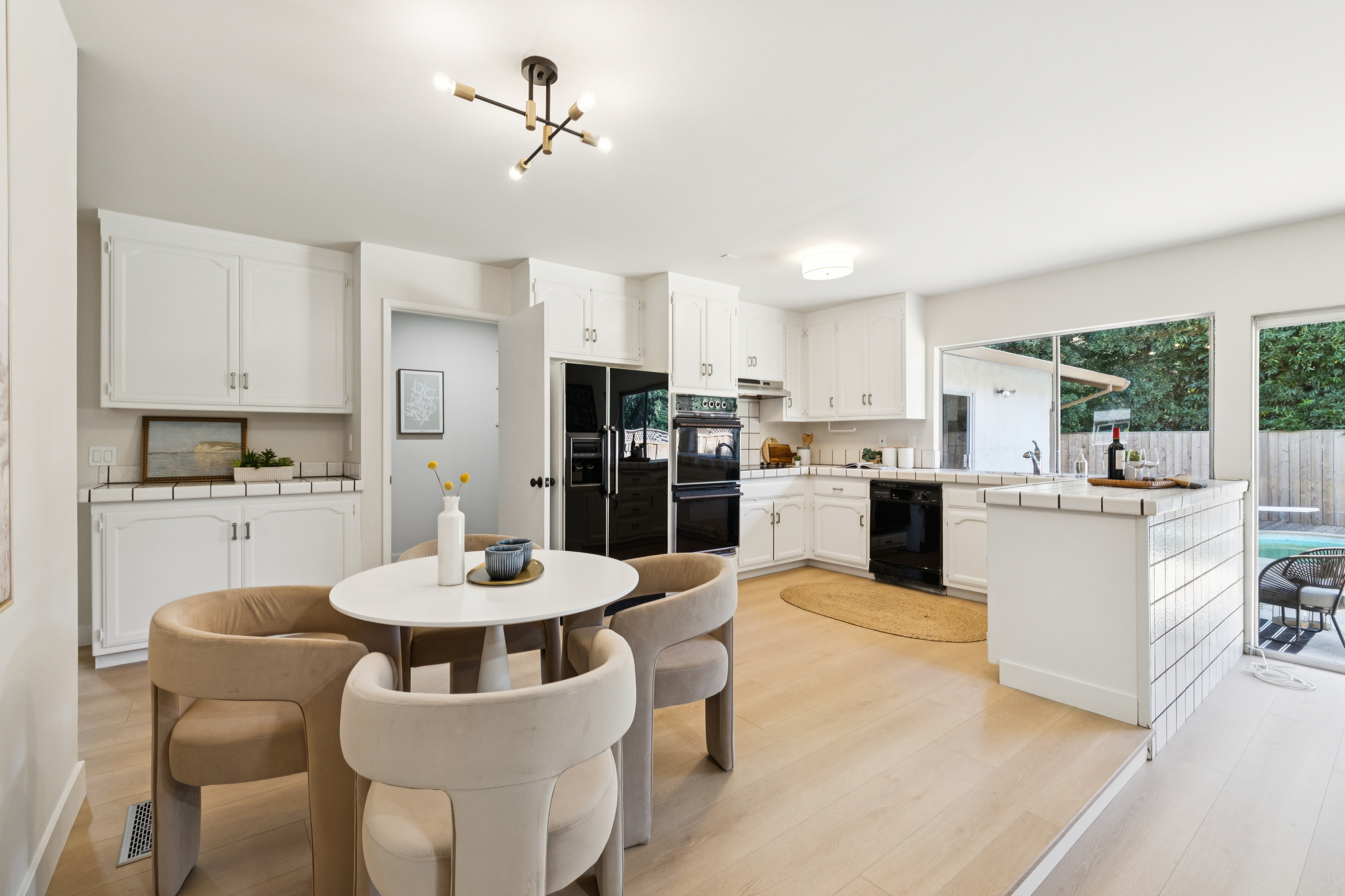  Single-Level Living in One of San Rafael’s Most Charming Pockets - 物件實景