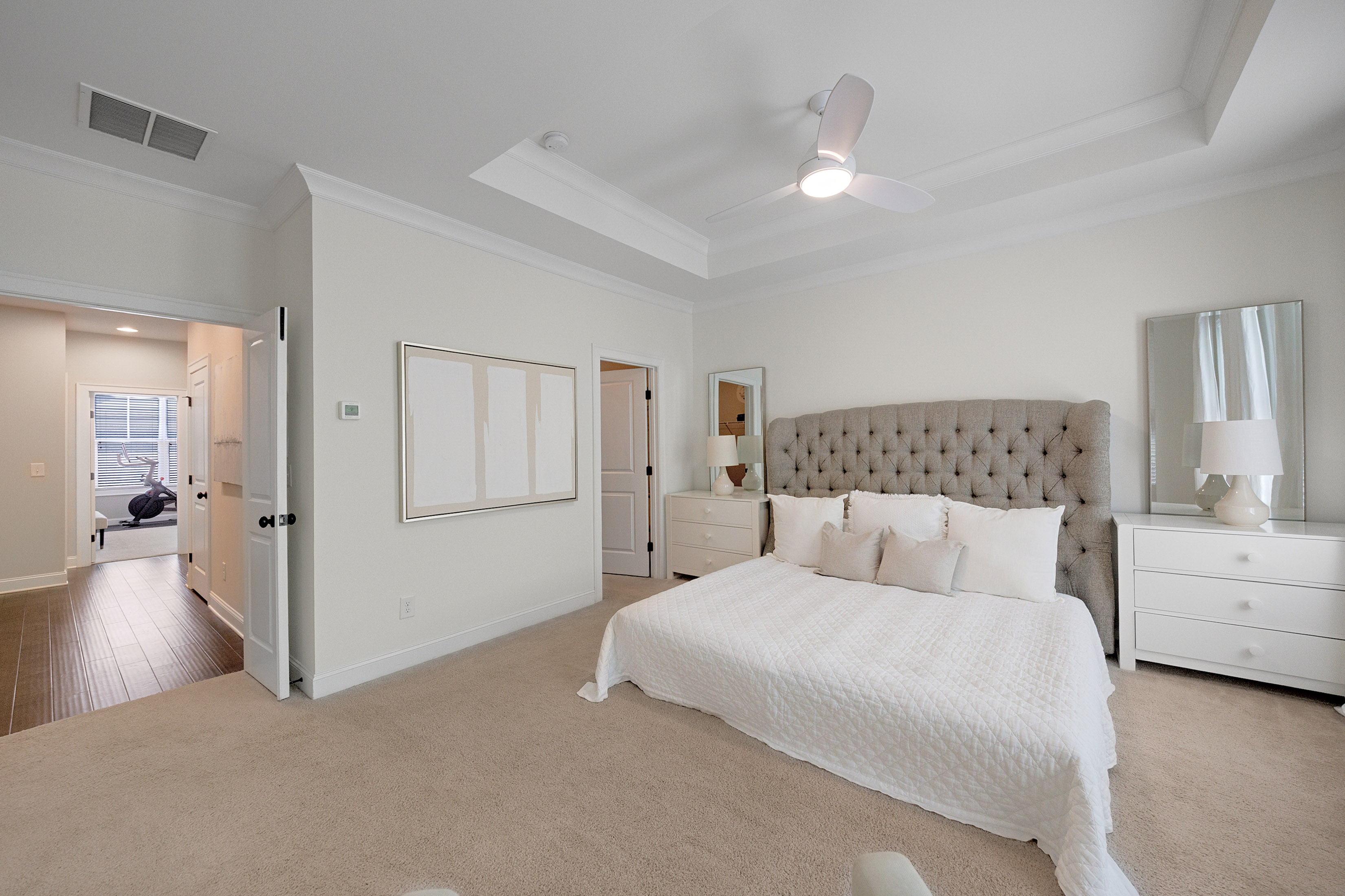  Beautifully Appointed Two-story Townhome in Inviting Gated Roswell Community - 物件實景