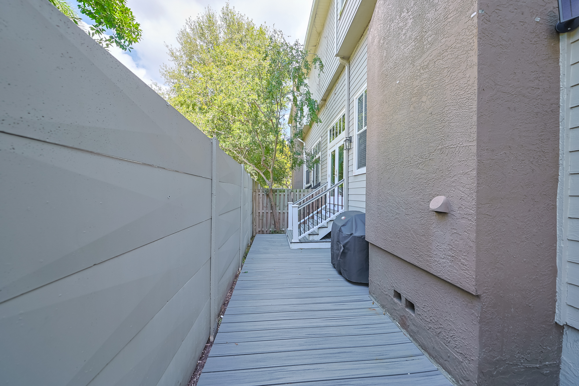 Tampa, Florida, 33629, United States, 3 Bedrooms Bedrooms, ,3 BathroomsBathrooms,Residential,For Sale,1980841