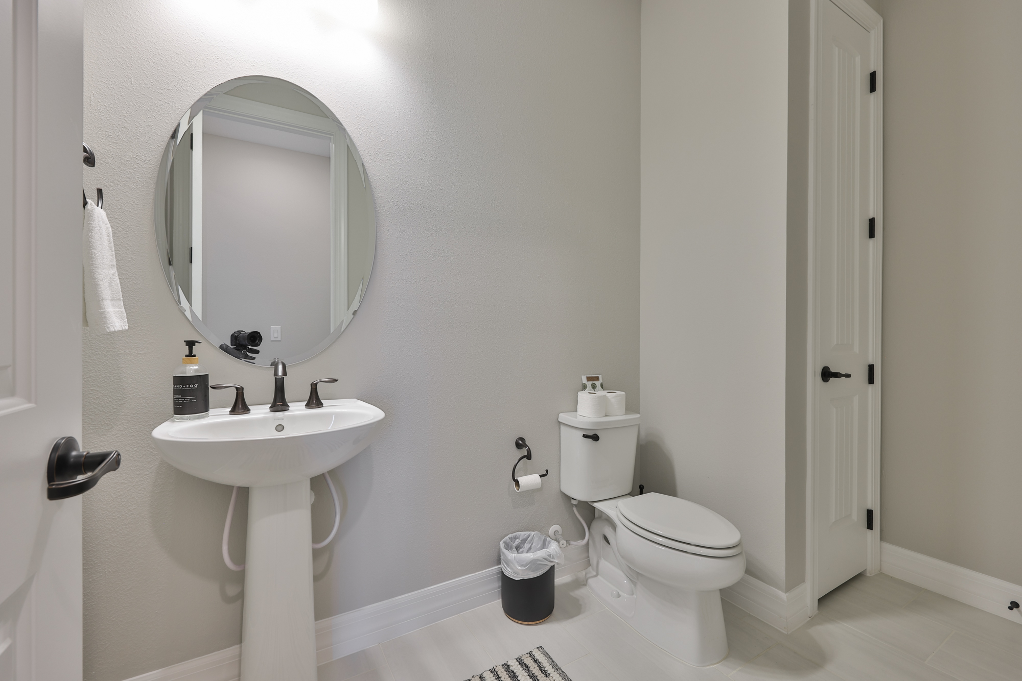 Wesley Chapel, Florida, 33545, United States, 4 Bedrooms Bedrooms, ,3 BathroomsBathrooms,Residential,For Sale,2010734