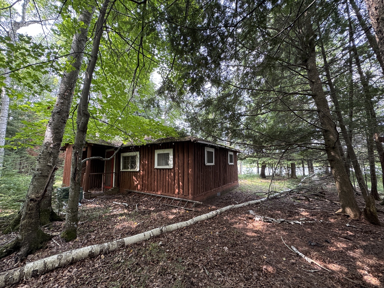 Mercer, Wisconsin, 54547, United States, 3 Bedrooms Bedrooms, ,1 BathroomBathrooms,Residential,For Sale,1974621