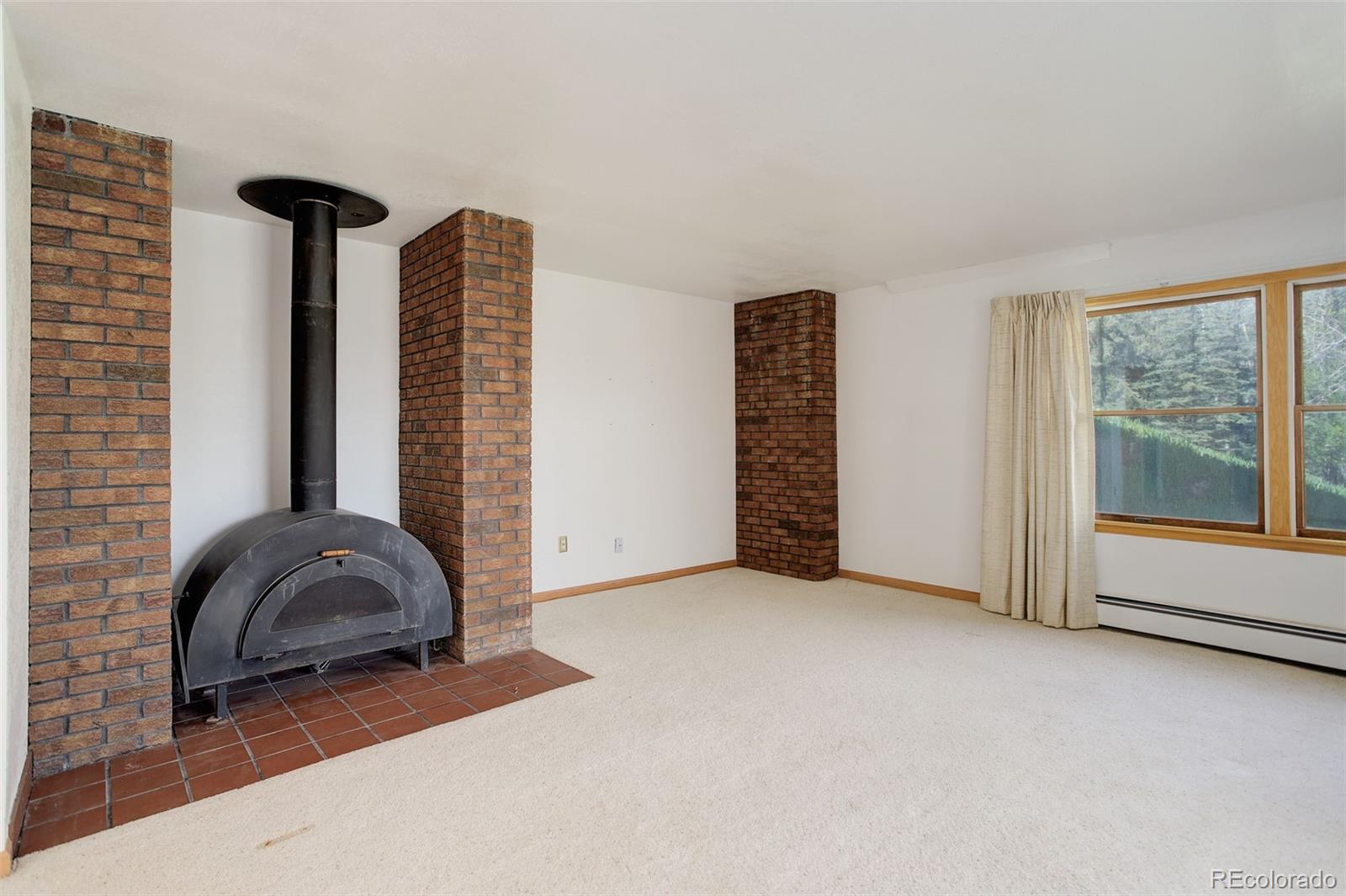 Morrison, Colorado, 80465, United States, 4 Bedrooms Bedrooms, ,3 BathroomsBathrooms,Residential,For Sale,1805479