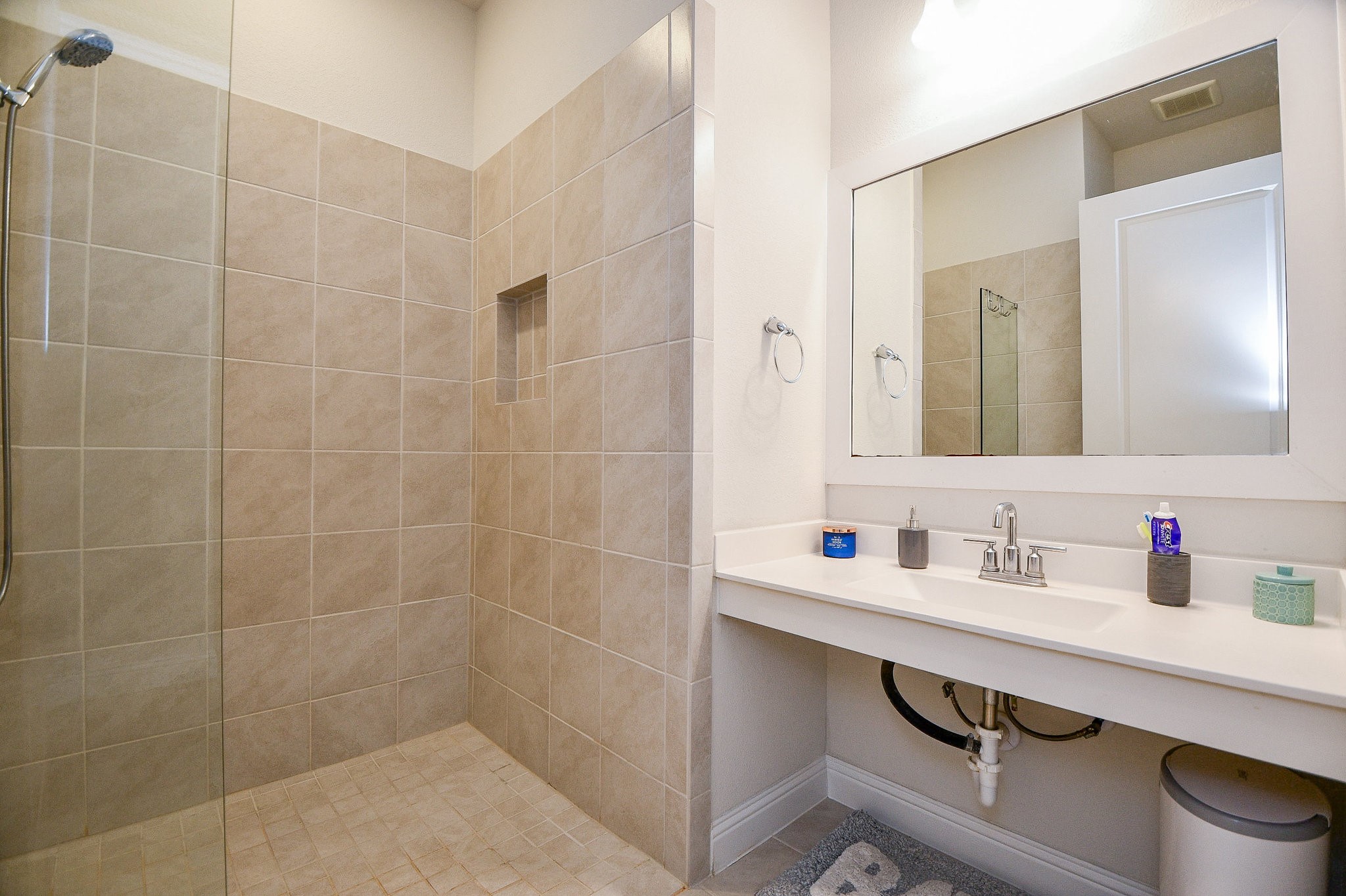 Cypress, Texas, 77433, United States, 5 Bedrooms Bedrooms, ,4 BathroomsBathrooms,Residential,For Sale,1969014