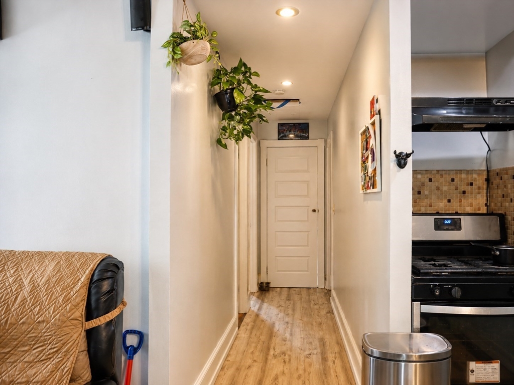 Lynn, Massachusetts, 01904, United States, 8 Bedrooms Bedrooms, ,4 BathroomsBathrooms,Residential,For Sale,2048098