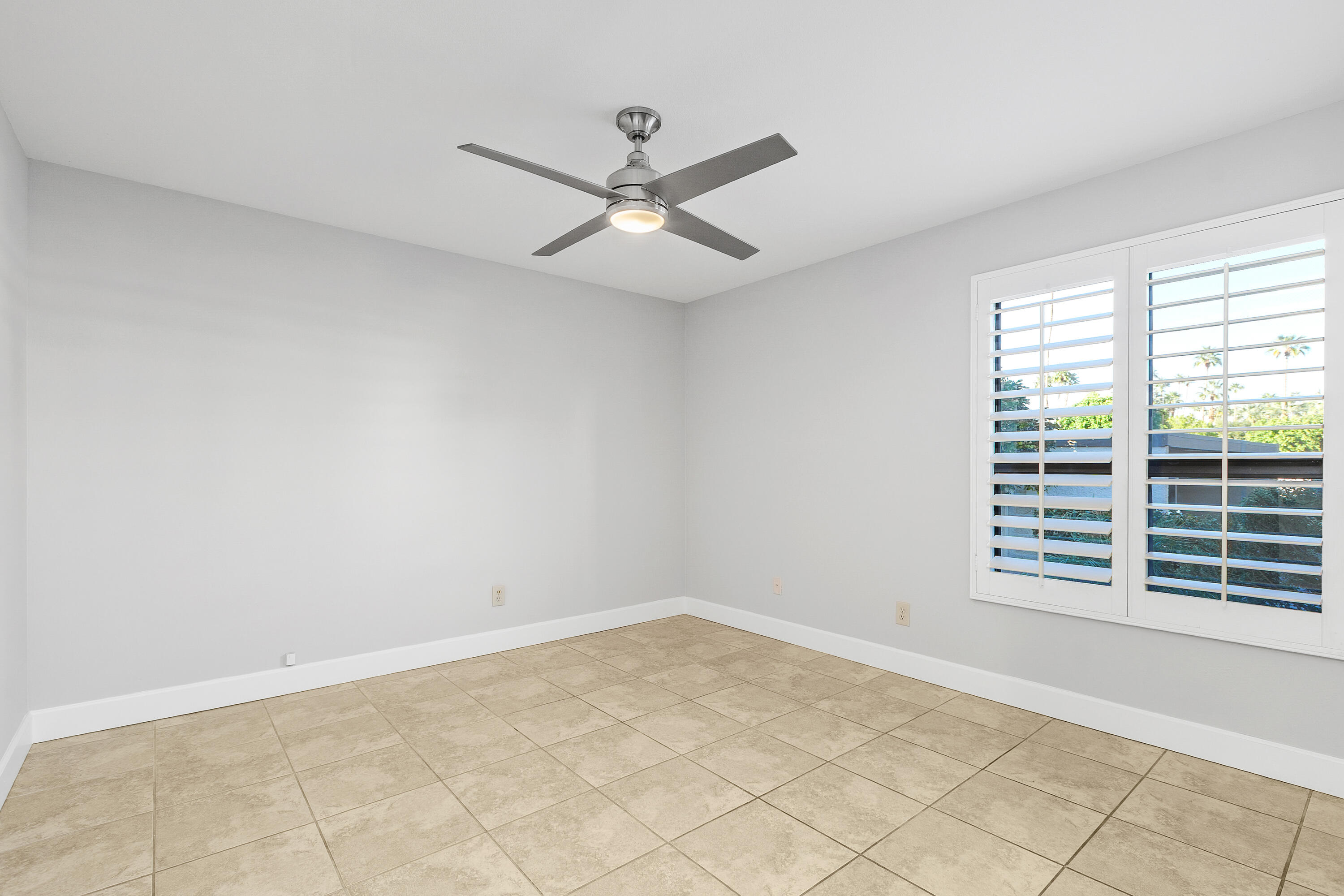 Palm Springs, California, 92264, United States, 3 Bedrooms Bedrooms, ,2 BathroomsBathrooms,Residential,For Sale,1998935