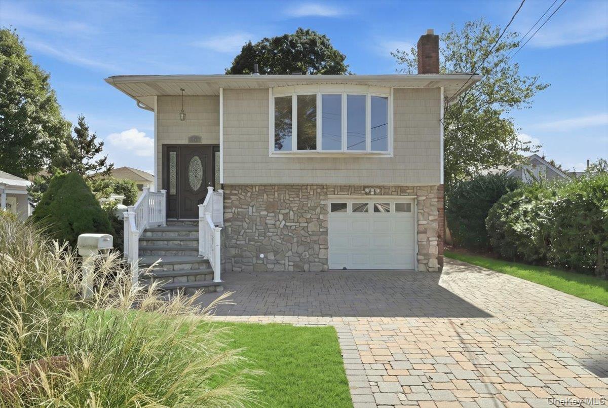 Adam Rd, Massapequa, NY 11758 #1