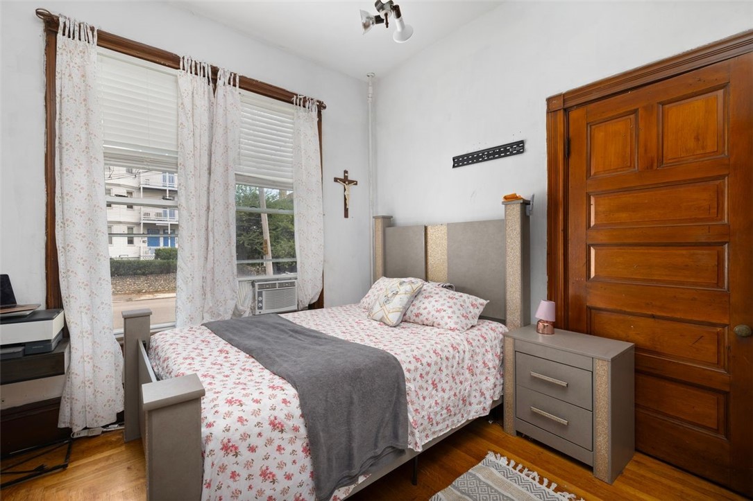 Woonsocket, Rhode Island, 02895, United States, 11 Bedrooms Bedrooms, ,4 BathroomsBathrooms,Residential,For Sale,1912743