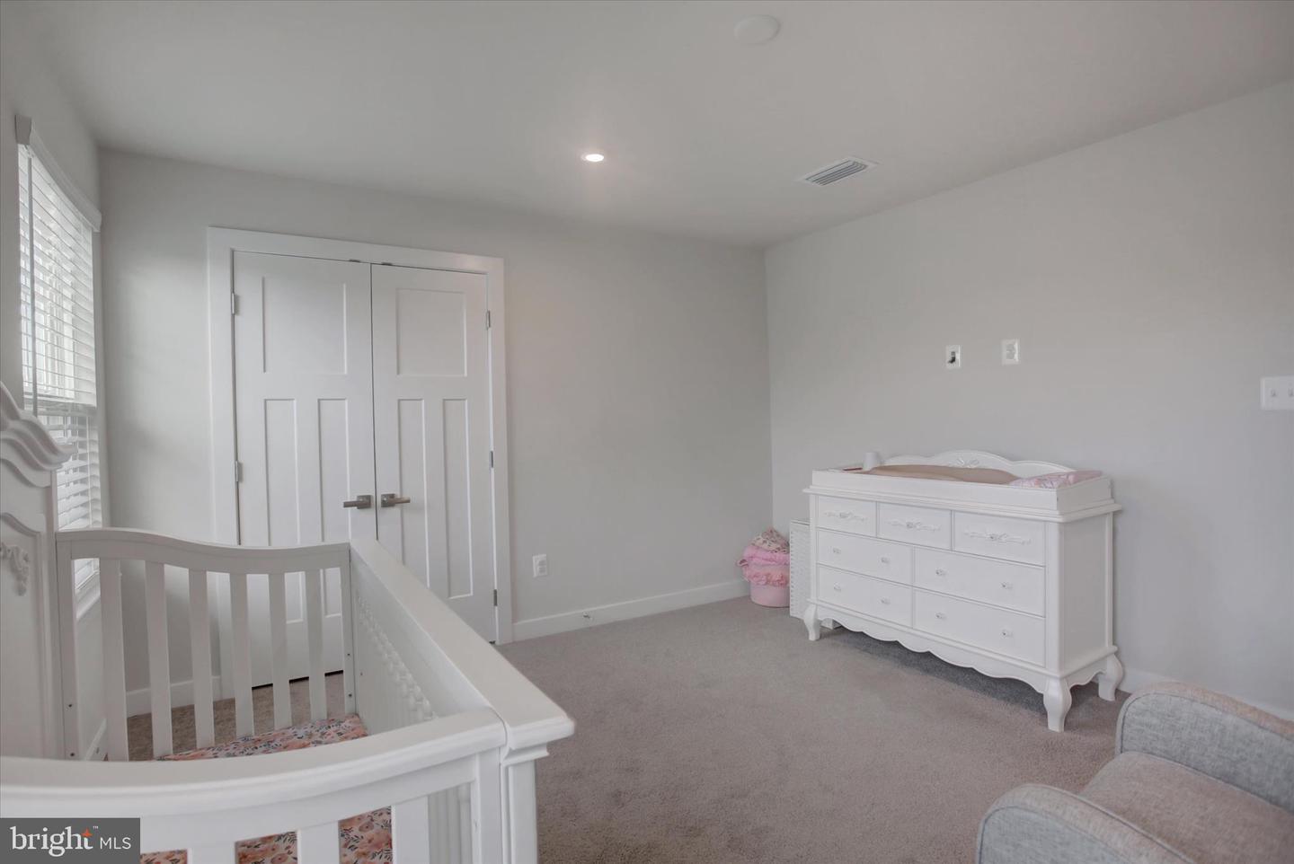 Greencastle, Pennsylvania, 17225, United States, 4 Bedrooms Bedrooms, ,4 BathroomsBathrooms,Residential,For Sale,1989287