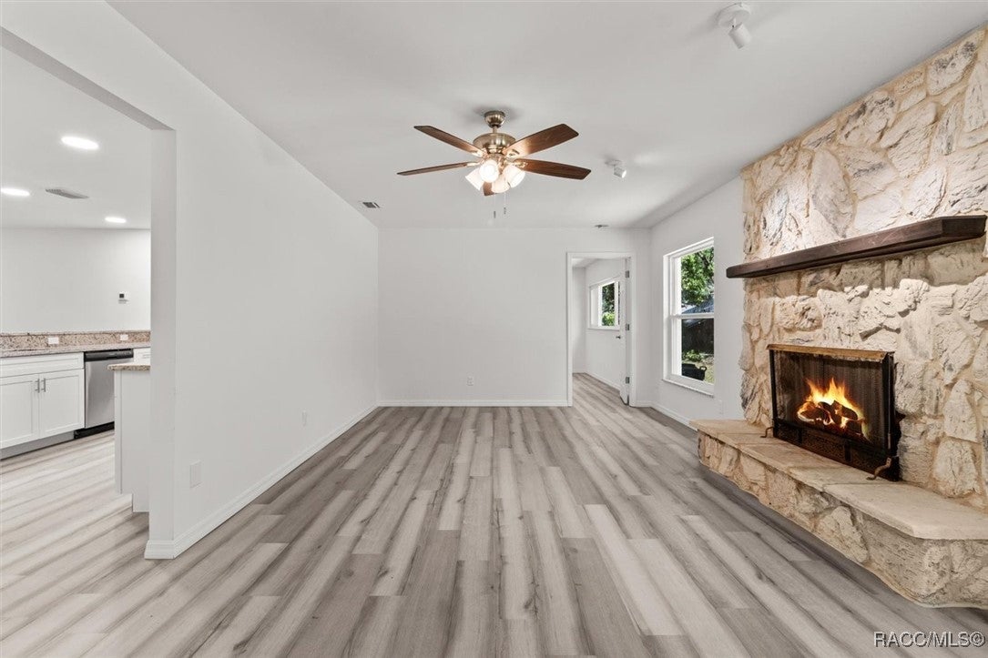 Inverness, Florida, 34450, United States, 3 Bedrooms Bedrooms, ,2 BathroomsBathrooms,Residential,For Sale,1777640