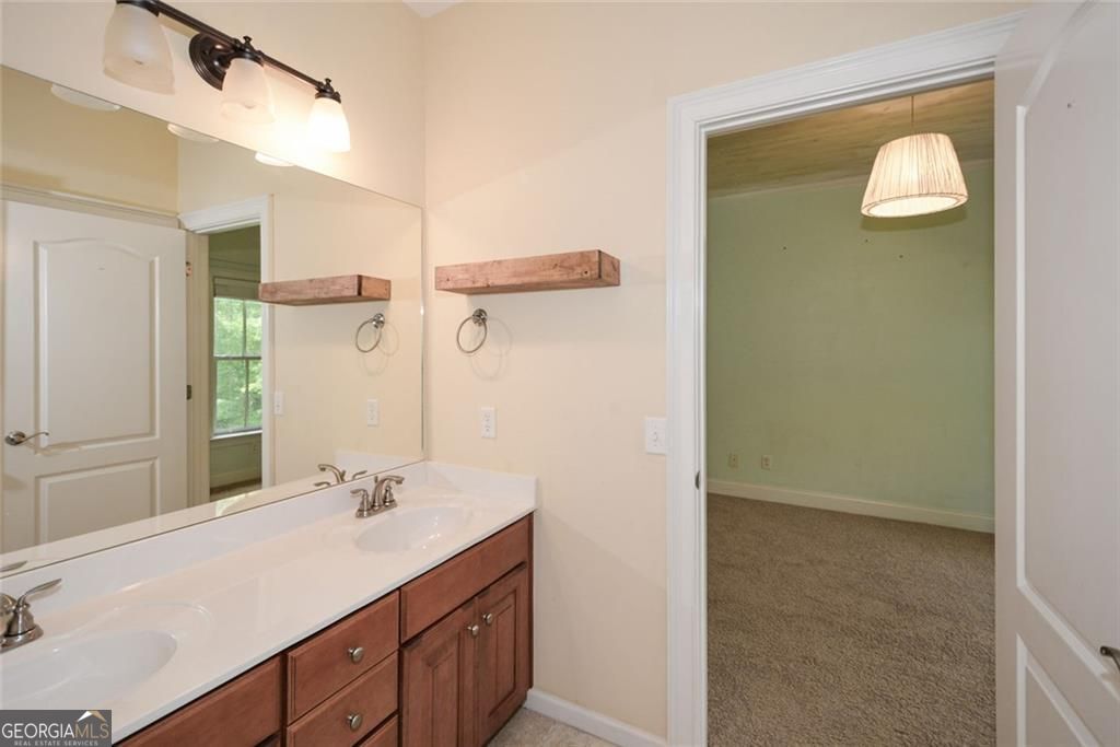 Dallas, Georgia, 30132, United States, 4 Bedrooms Bedrooms, ,5 BathroomsBathrooms,Residential,For Sale,1914851
