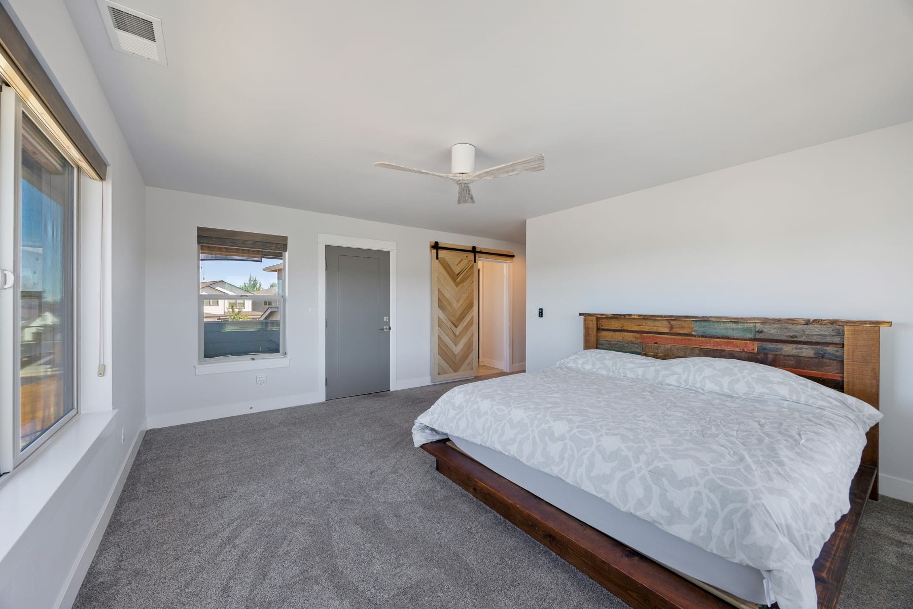  2350 NE Purcell Court Bend, OR 97701 - 物件實景