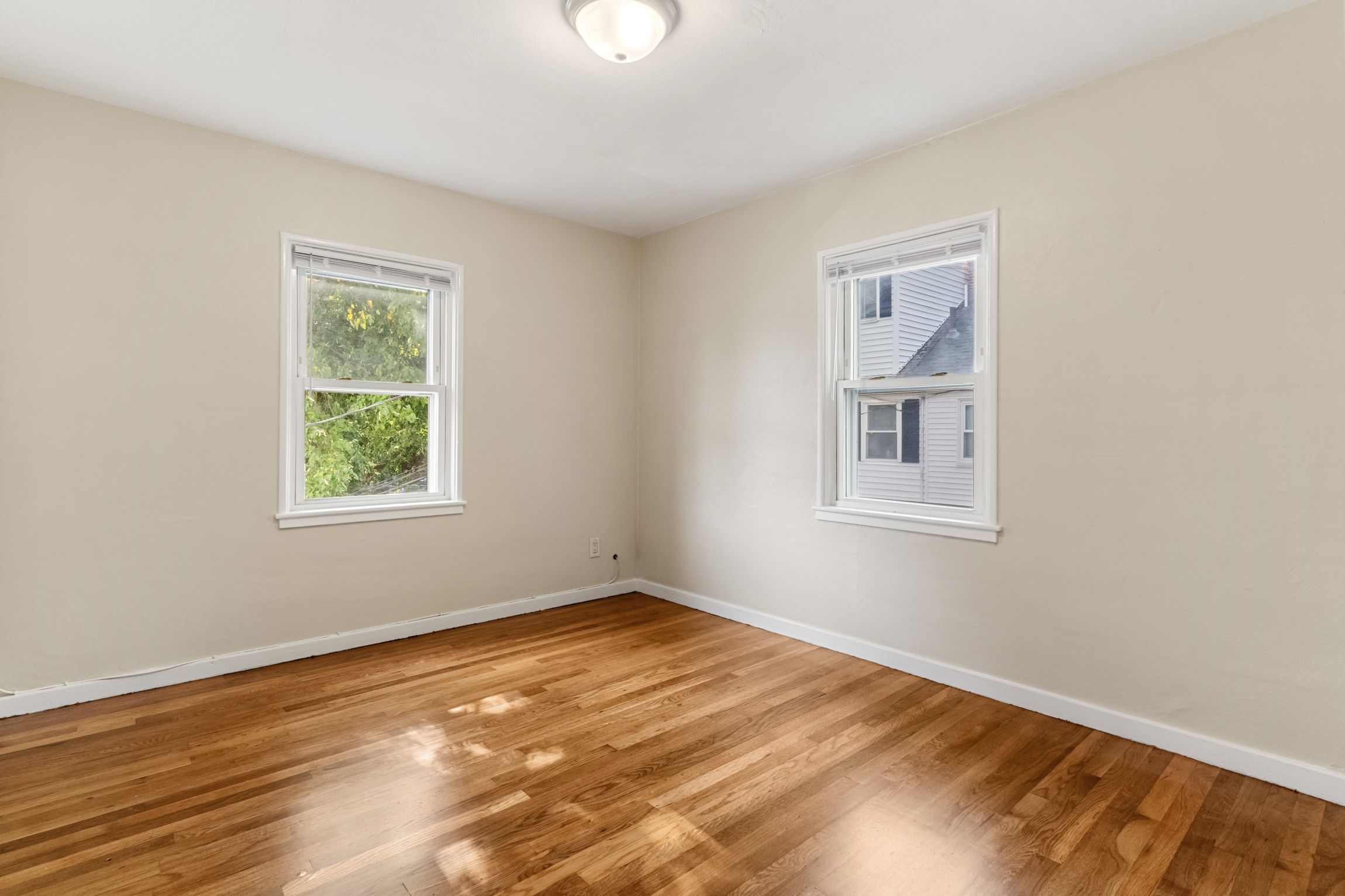  10 Keyes Street, Quincy, MA, 02169 - 物件實景