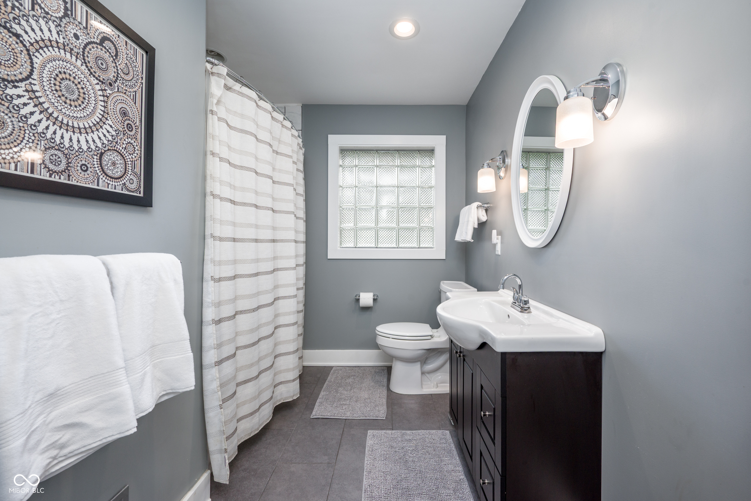 Indianapolis, Indiana, 46220, United States, 3 Bedrooms Bedrooms, ,2 BathroomsBathrooms,Residential,For Sale,1915181