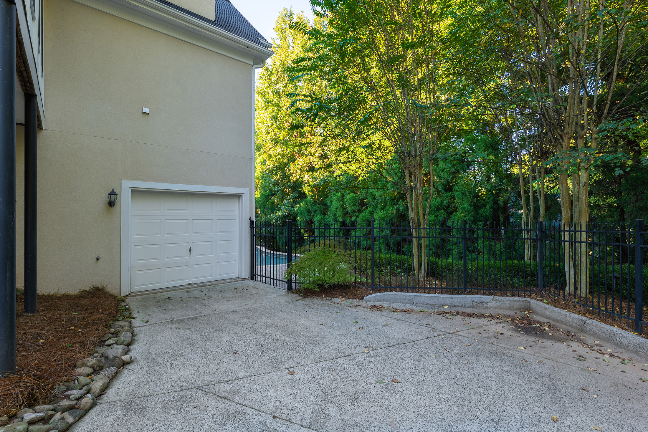  Custom-Built Home in The Grove at Highland Pointe - 物件實景