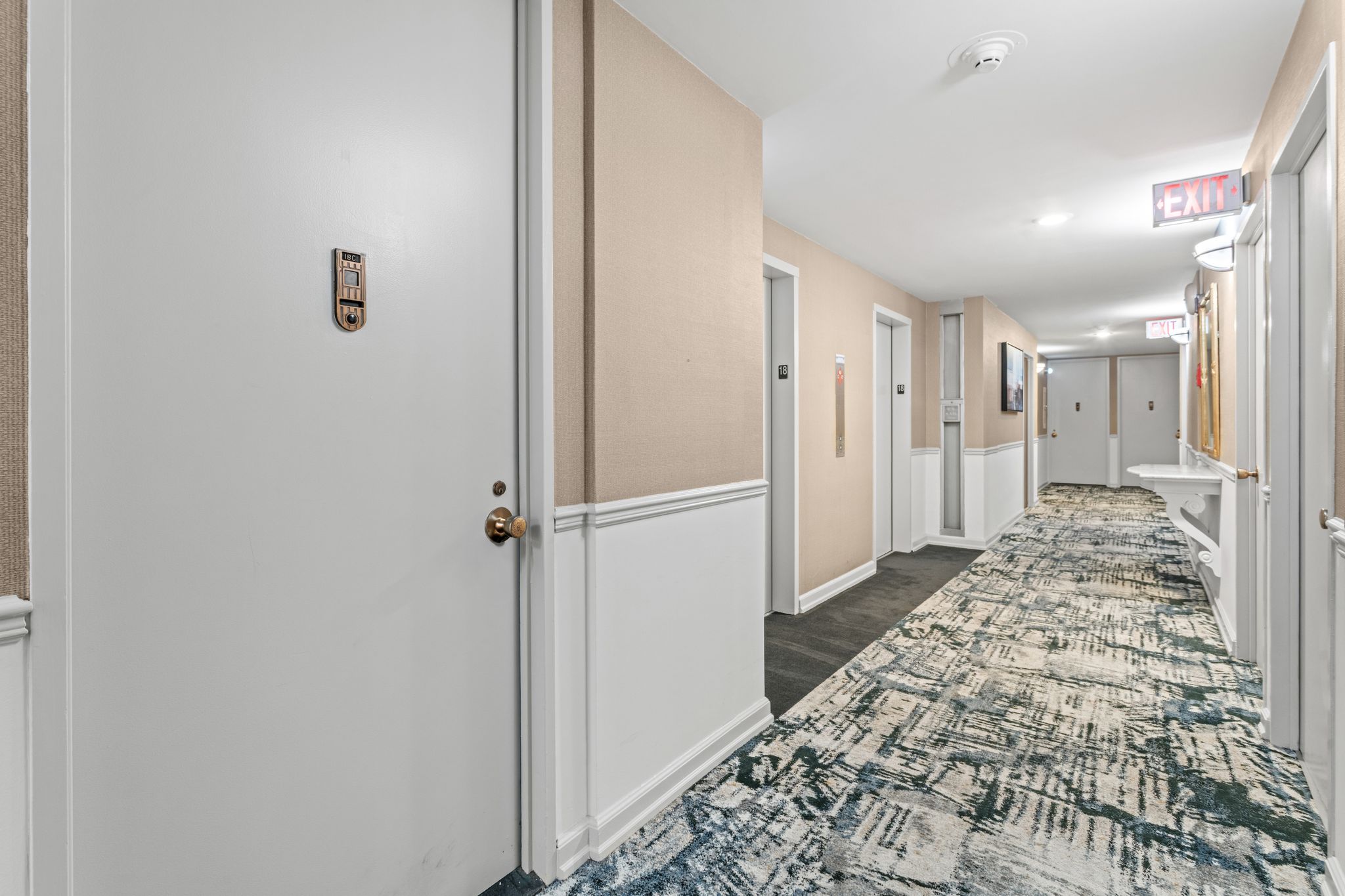  112 Washington Place #18C, Pittsburgh, PA 15219 - 物件實景
