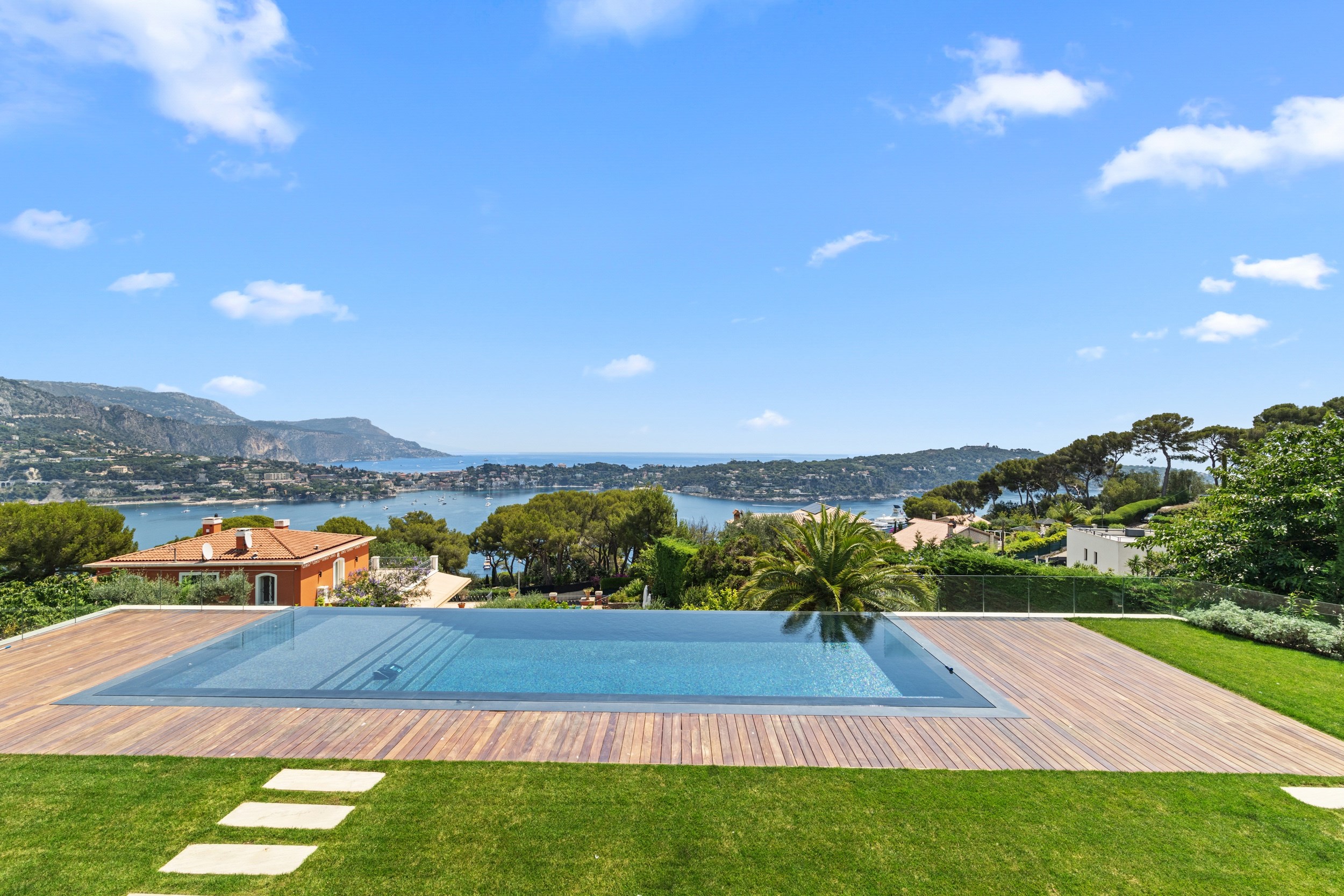  Contemporary sea view villa near Villefranche-sur-Mer with infinity pool - 物件實景