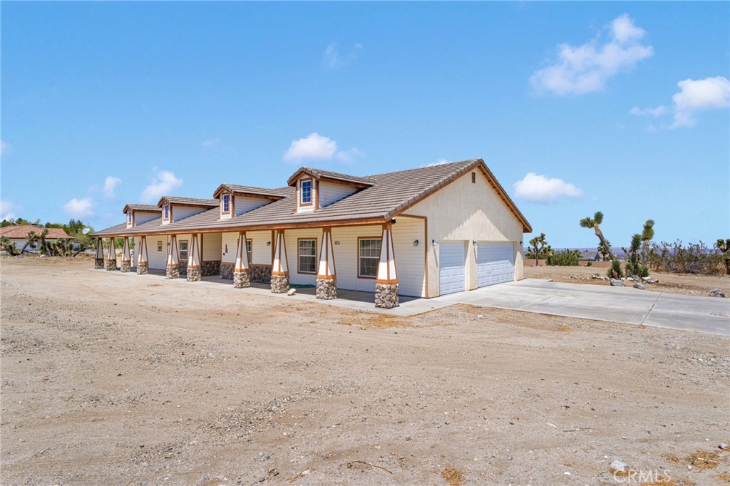 Pinon Hills, California, 92372, United States, 4 Bedrooms Bedrooms, ,4 BathroomsBathrooms,Residential,For Sale,1917576
