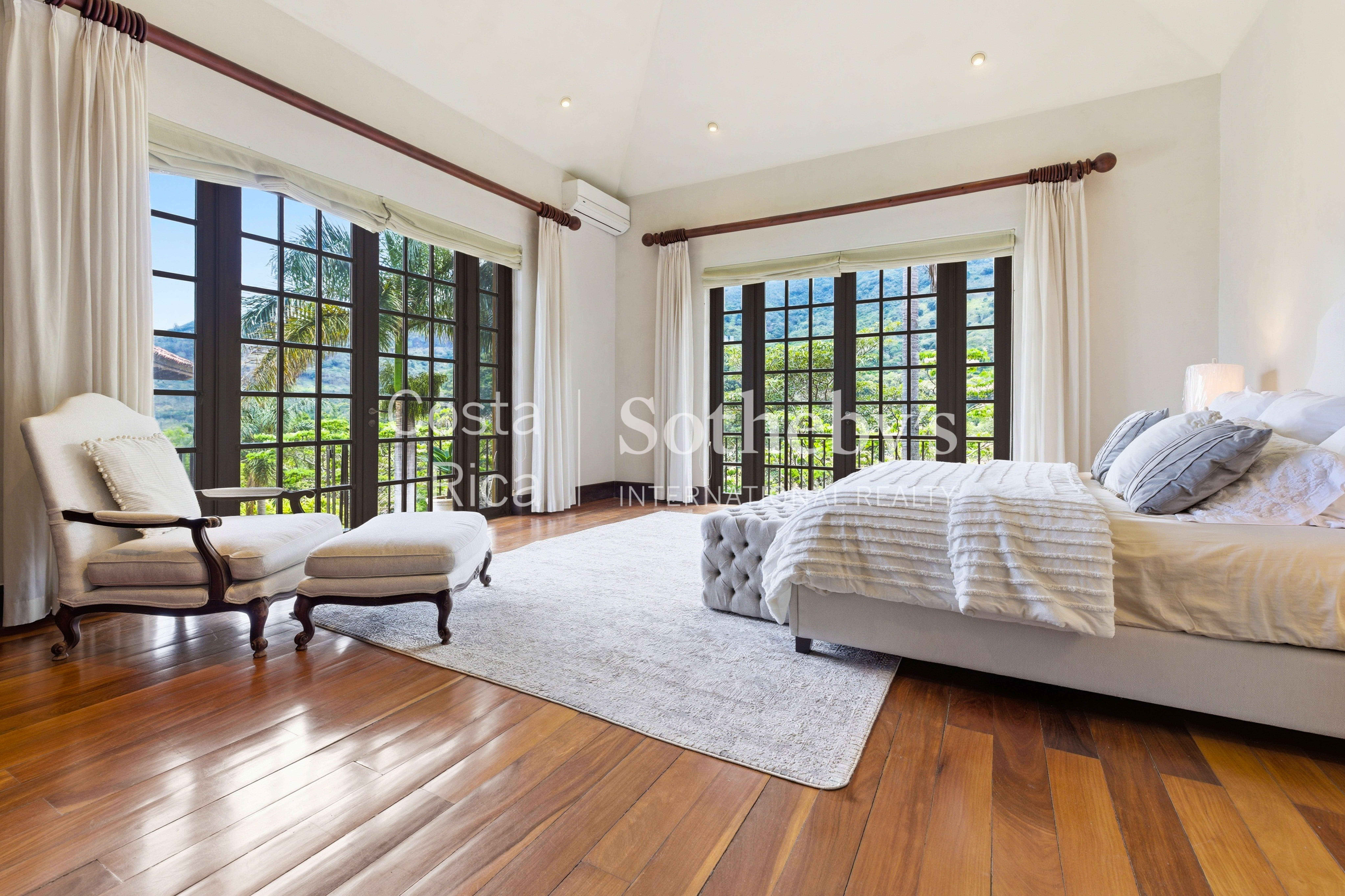  The Andalusian Estate  Equestrian Retreat in Santa Ana - 物件實景