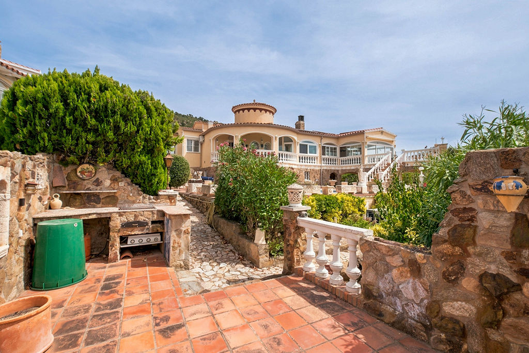  Villa with pool and views of the sea and mountains in Palau-Saverdera - 物件實景