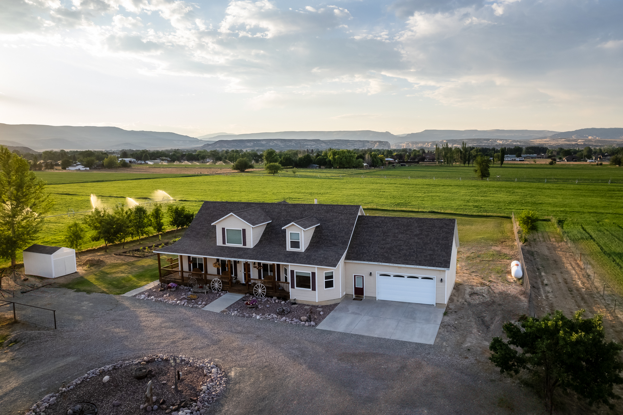 Vernal, Utah, 84078, United States, 5 Bedrooms Bedrooms, ,4 BathroomsBathrooms,Residential,For Sale,1964904