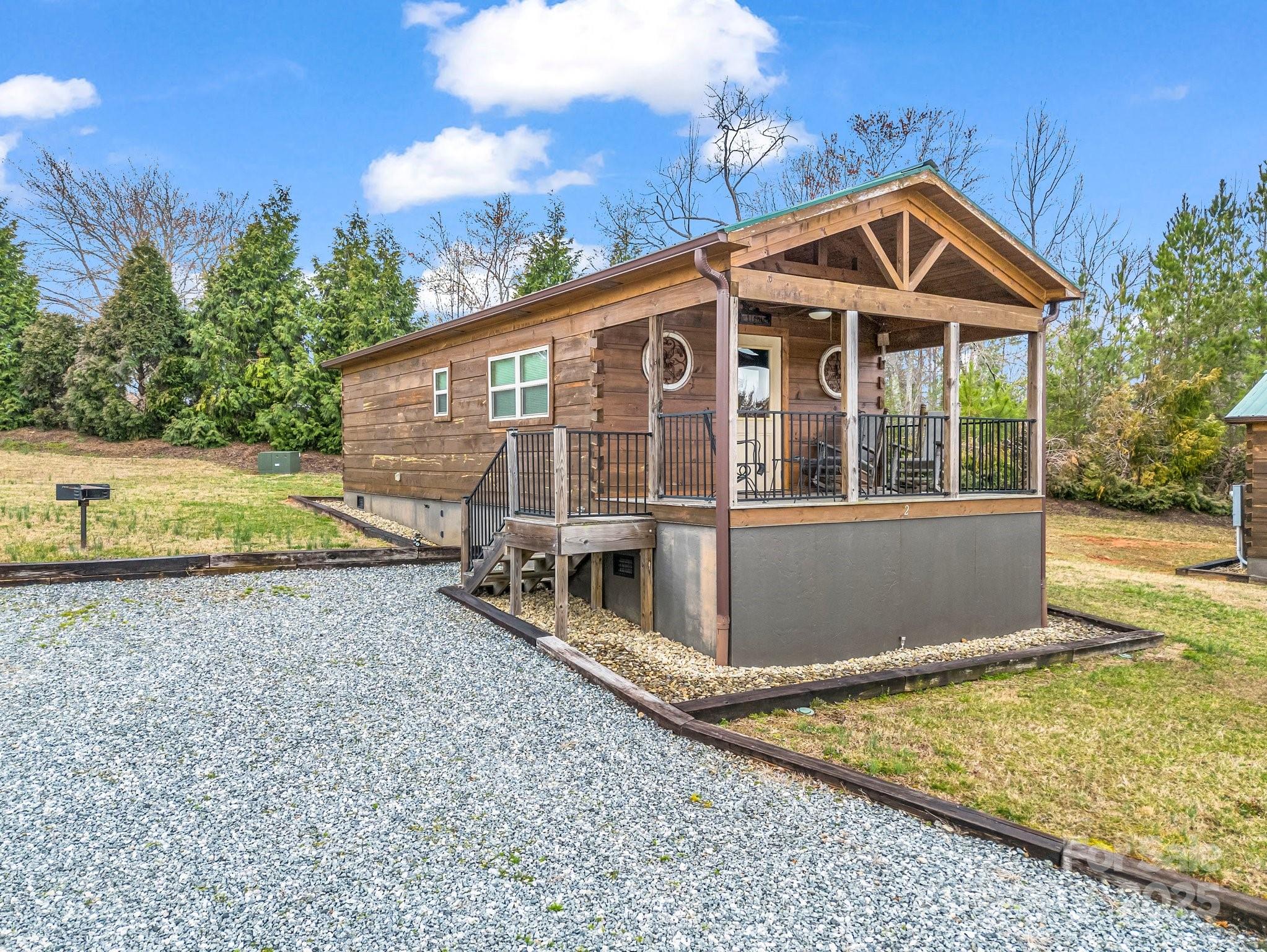 Tryon, North Carolina, 28782, United States, 3 Bedrooms Bedrooms, ,3 BathroomsBathrooms,Residential,For Sale,1914203