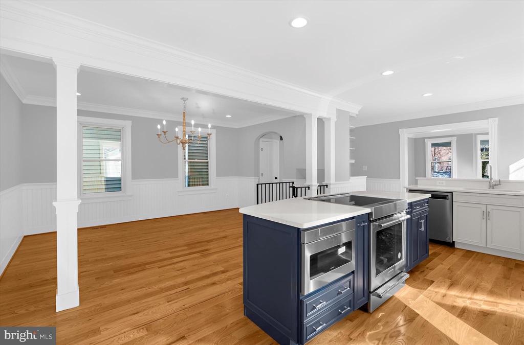 Chestertown, Maryland, 21620, United States, 5 Bedrooms Bedrooms, ,5 BathroomsBathrooms,Residential,For Sale,1988970