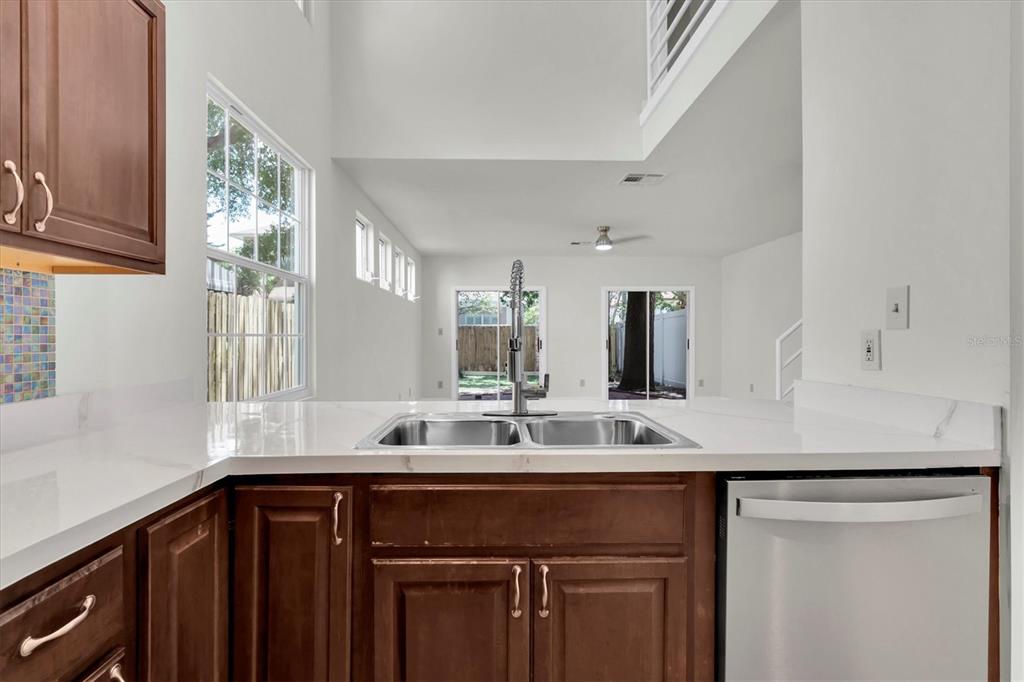 Tampa, Florida, 33629, United States, 2 Bedrooms Bedrooms, ,3 BathroomsBathrooms,Residential,For Sale,1858251
