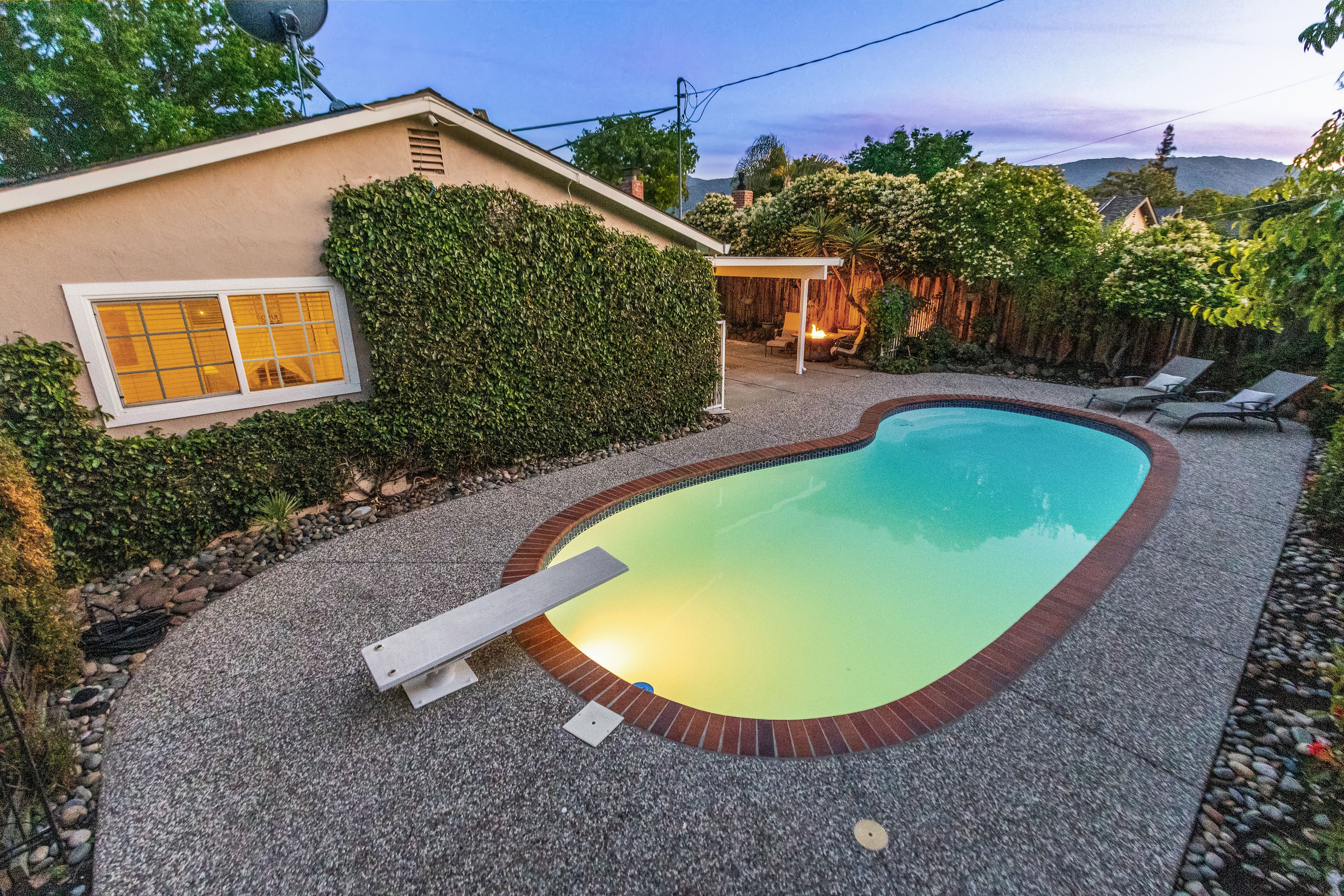  Charming Almaden Valley Single Story on Spacious Corner Lot - 物件實景