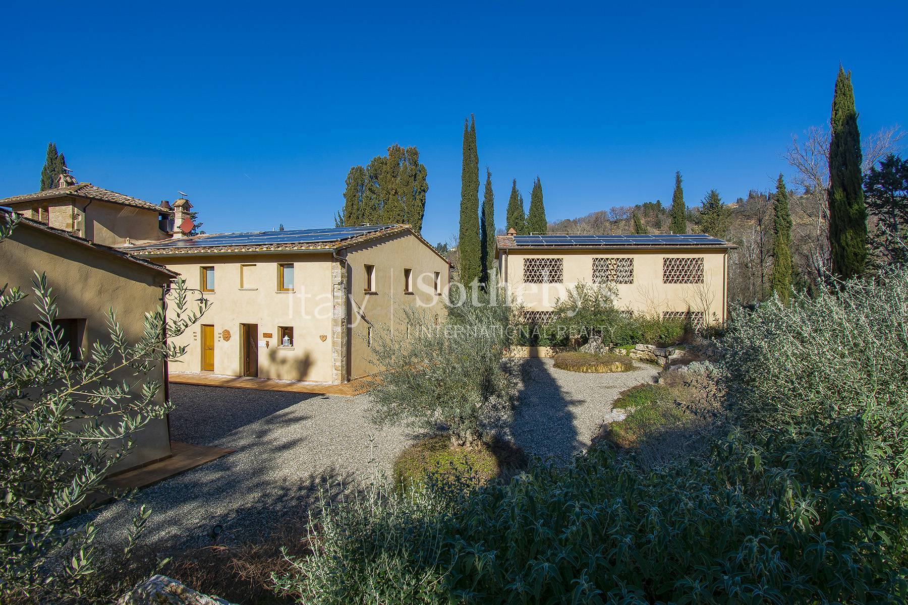  Small restored hamlet in the heart of Chianti - 物件實景