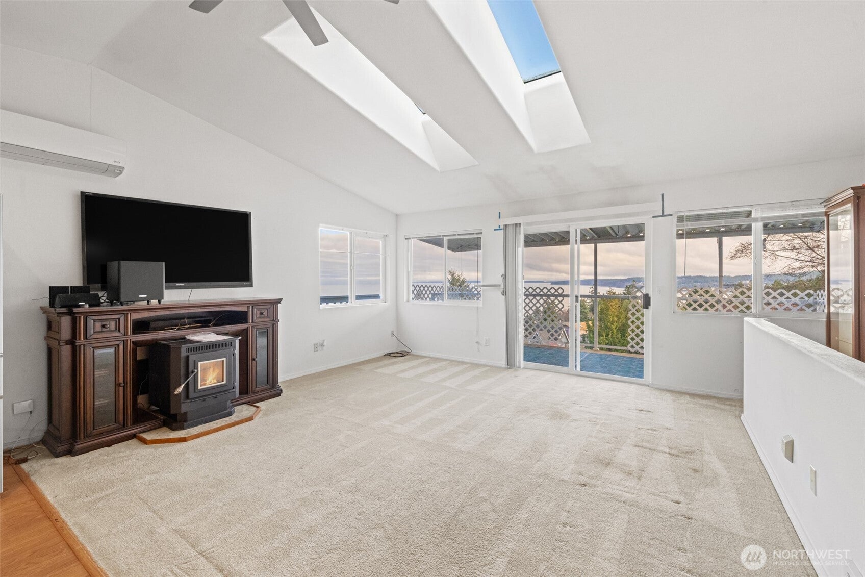 Sequim, Washington, 98382, United States, 3 Bedrooms Bedrooms, ,2 BathroomsBathrooms,Residential,For Sale,2010720